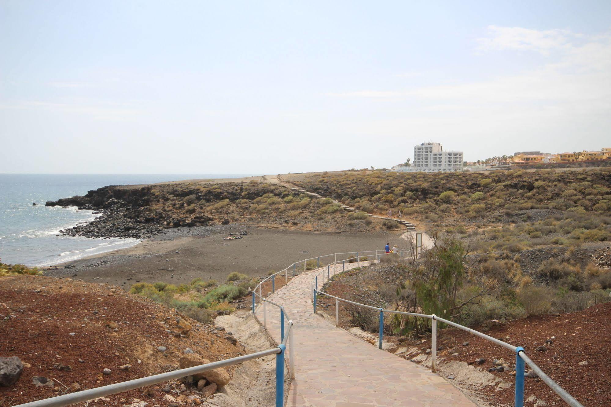 Apartamentos Isla Tenerife Sur (Adults Only) Тенерифе Экстерьер фото
