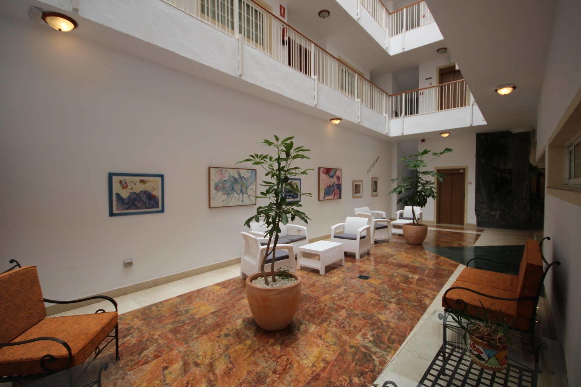 Apartamentos Isla Tenerife Sur (Adults Only) Тенерифе Экстерьер фото